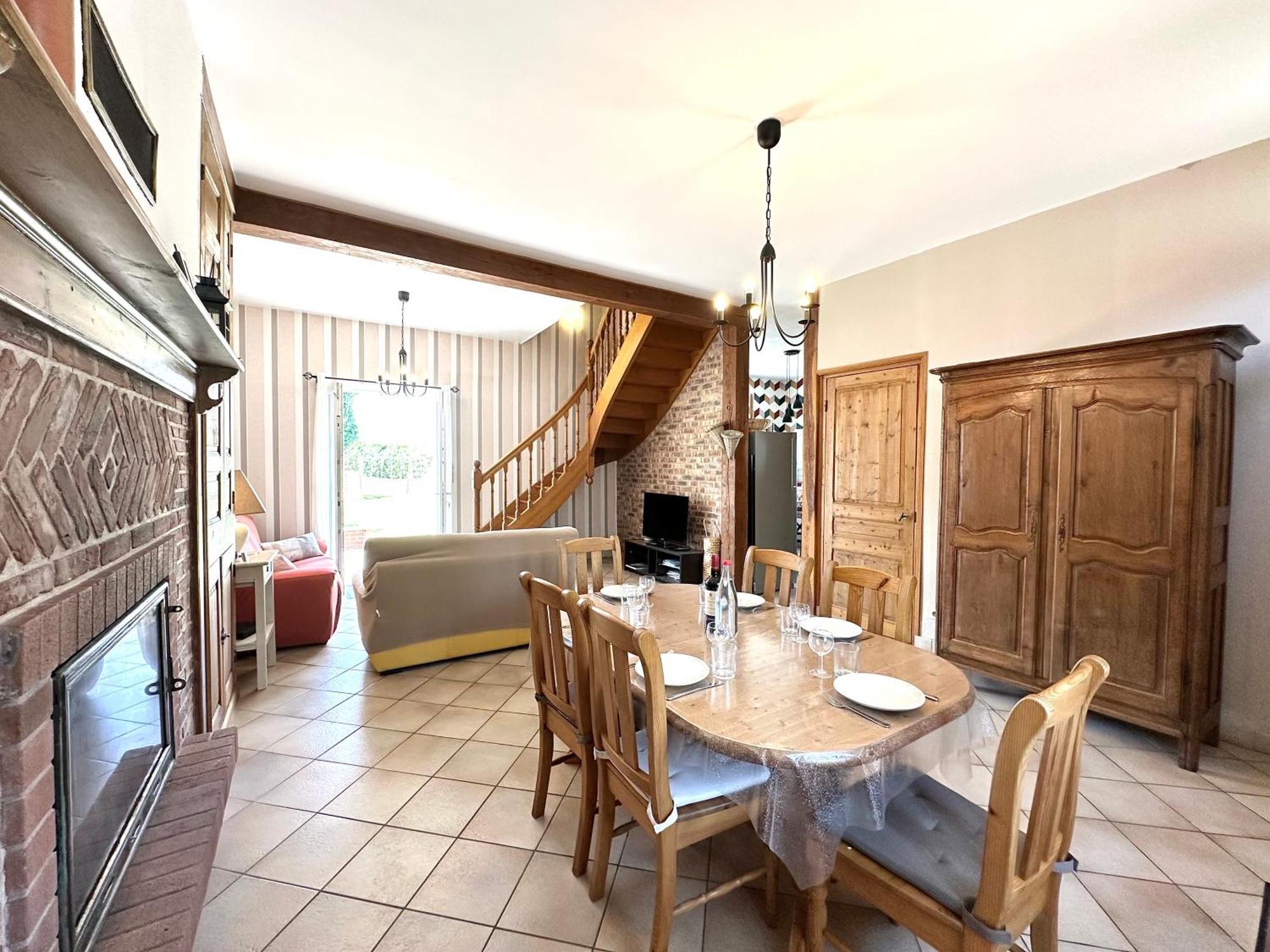 Le Gite D'En Bas Quesnoy-le-Montant Bagian luar foto